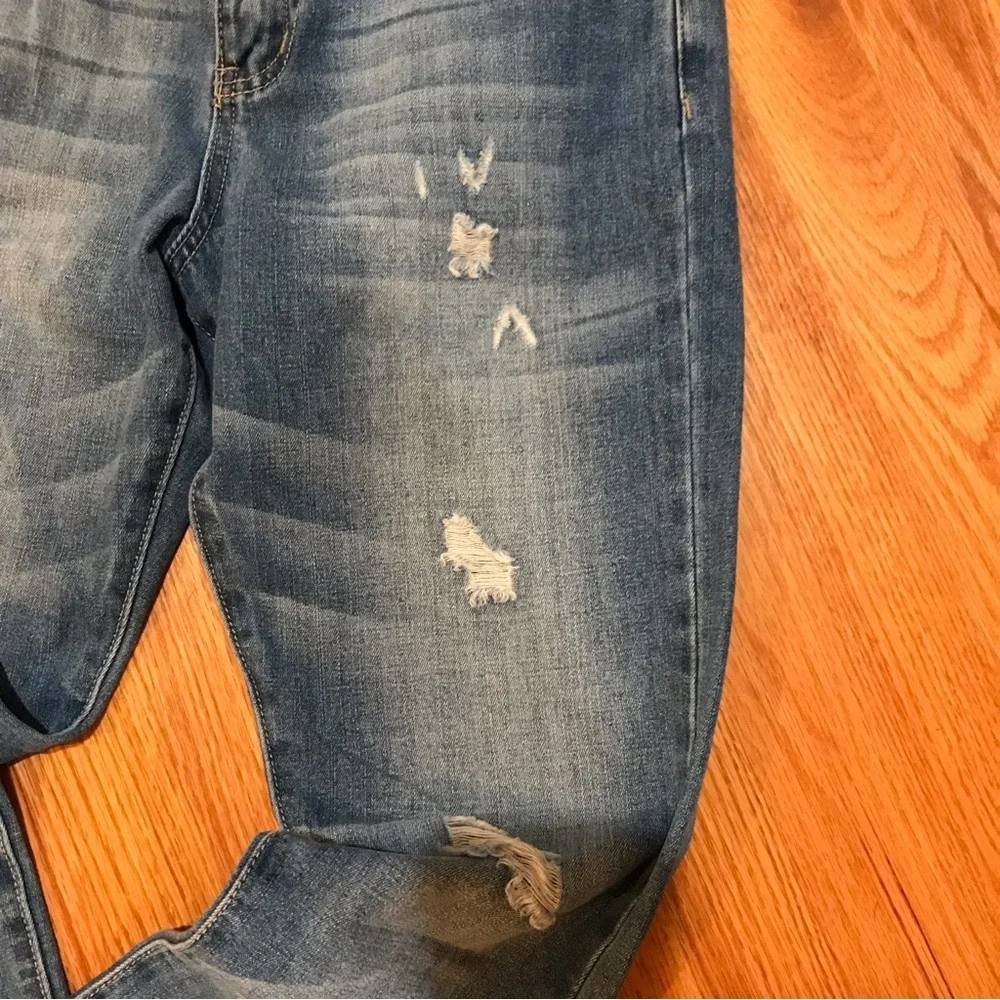 ▪️forever twenty one Distressed Jeans - Picture 8 of 8